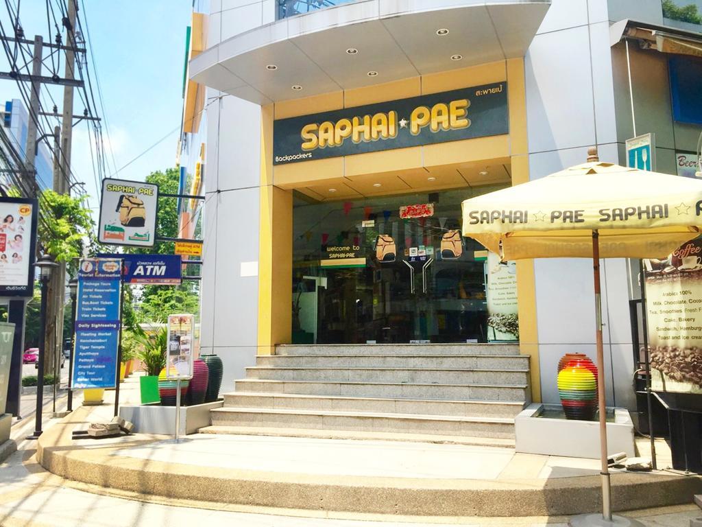 Saphaipae Hostel Bangkok Bagian luar foto
