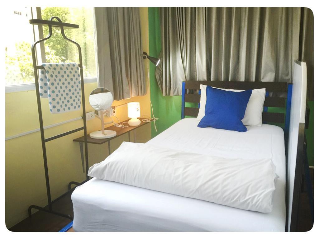 Saphaipae Hostel Bangkok Ruang foto