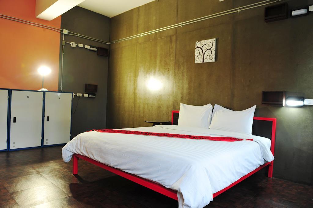 Saphaipae Hostel Bangkok Ruang foto